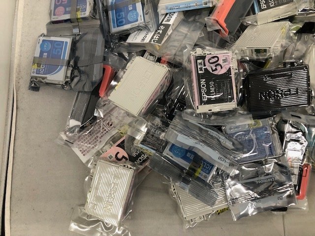 【ジャンク品】 EPSON（エプソン）　プリンターインク まとめて （純正品/互換品） (管理番号：060102）_画像5