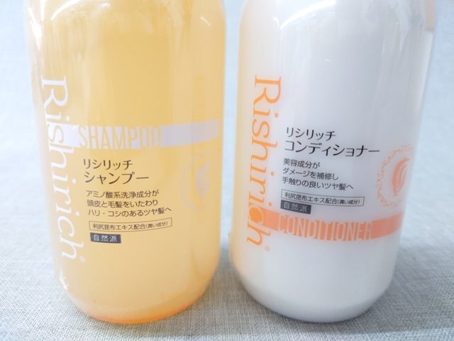 【未使用・未開封】自然派clubサスティ リシリッチ シャンプー＆コンディショナー 日本製 各300ml ノンシリコン (管理番号：049102)_画像2