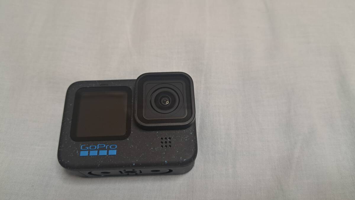 ※受取連絡必須 メーカー保証有 購入レシート付 中古美品 GoPro HERO 12 Black 付属品未使用 Gopro認証ADATA製microSDXC 64GB の画像3