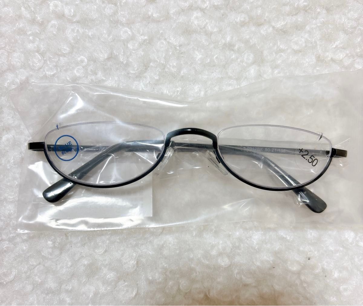 新品　ブルーライト　超軽量　老眼鏡　メガネ　+2.50