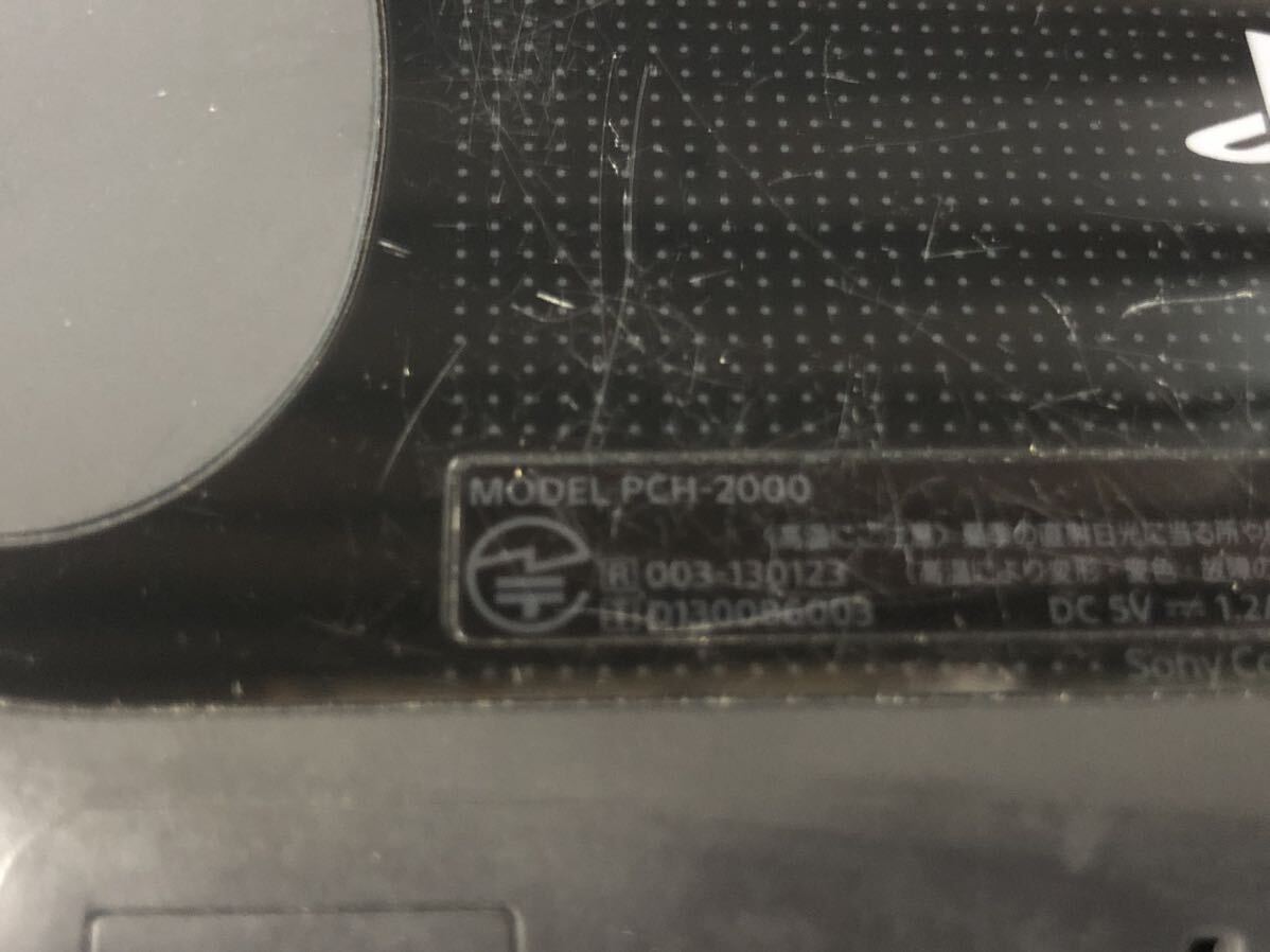 0509-2 SONY VITA PSP ブラック 本体 2台 PCH-2000 PSP-3000 ジャンク扱い 現状品の画像6