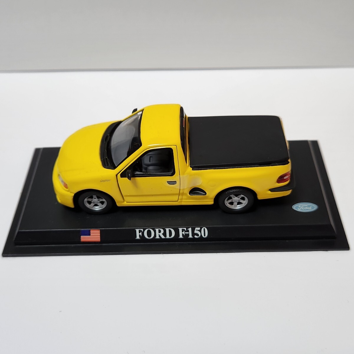 ミニカー FORD F-150 デルプラドカーコレクション 世界の名車コレクション スケール1/43 イエロー ケース付き _画像1