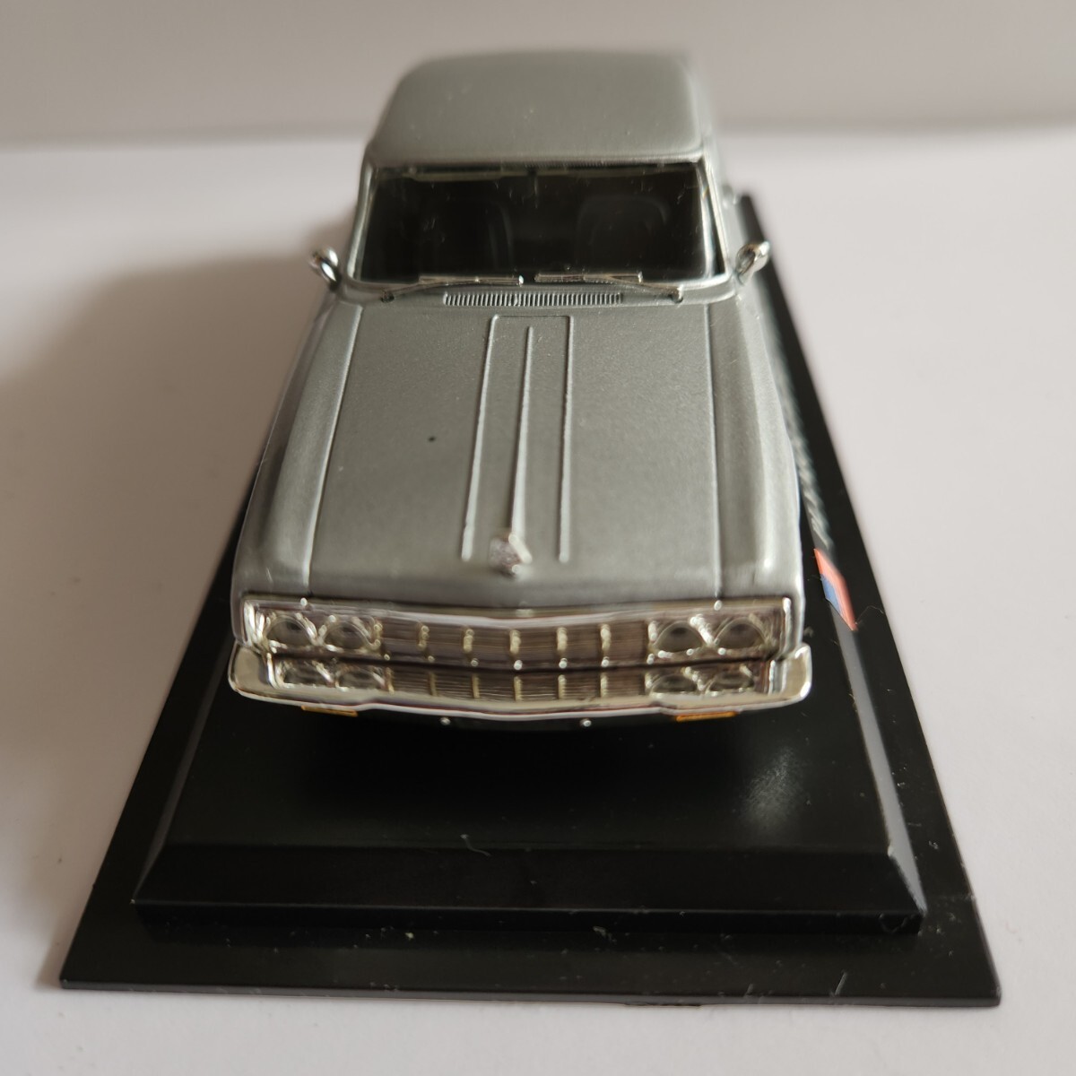 ミニカー PLYMOUTH BELVEDERE デルプラドカーコレクション 世界の名車コレクション スケール1/43 グレー ケース付き _画像3