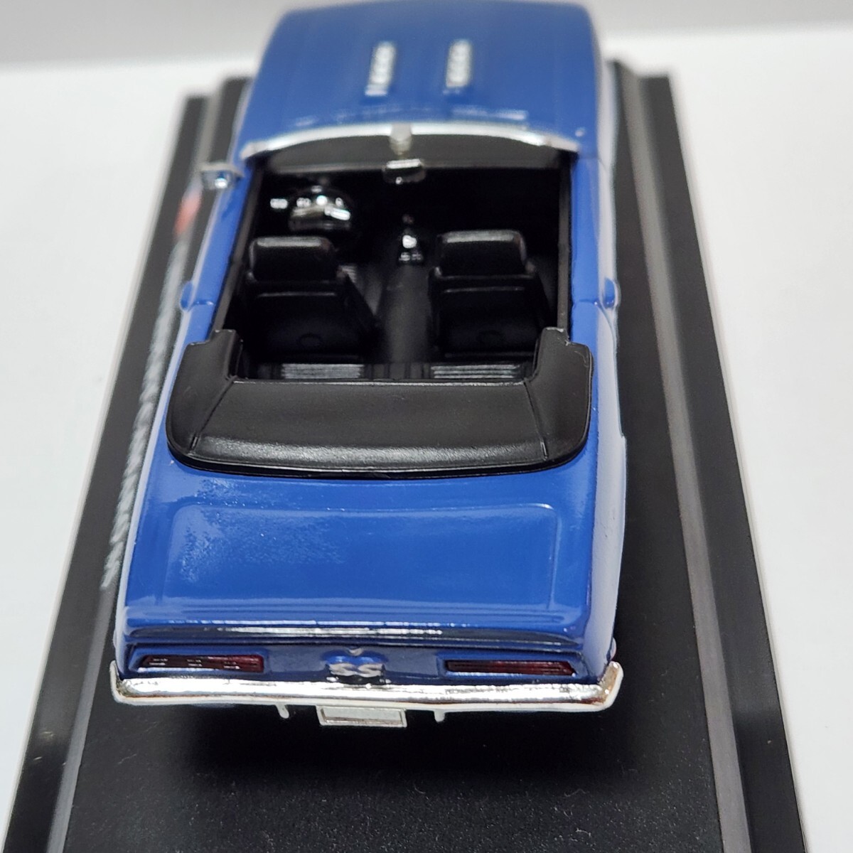 ミニカー CHEVROLET CAMARO SS デルプラドカーコレクション 世界の名車コレクション スケール1/43 ブルー ケース付き _画像7