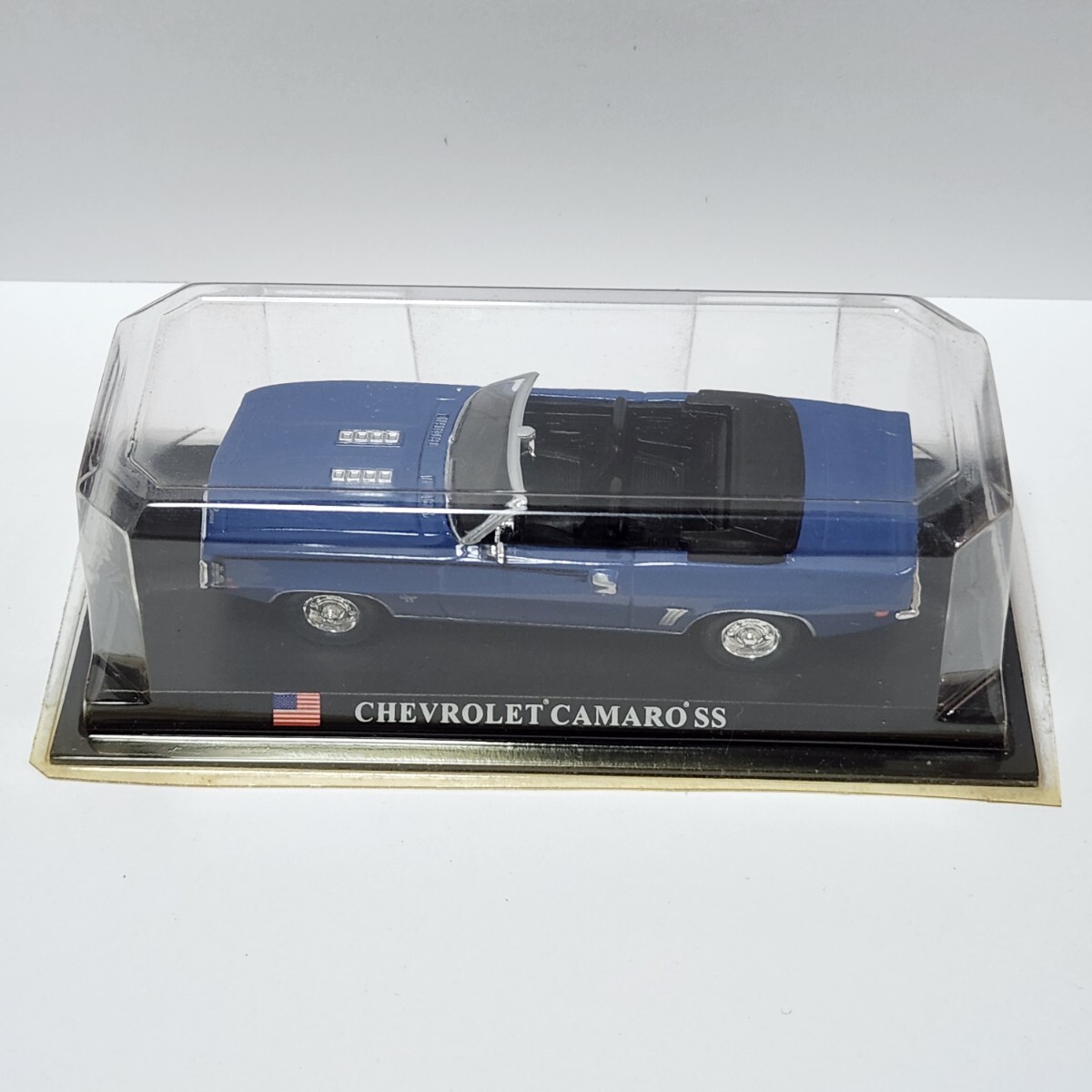 ミニカー CHEVROLET CAMARO SS デルプラドカーコレクション 世界の名車コレクション スケール1/43 ブルー ケース付き _画像10