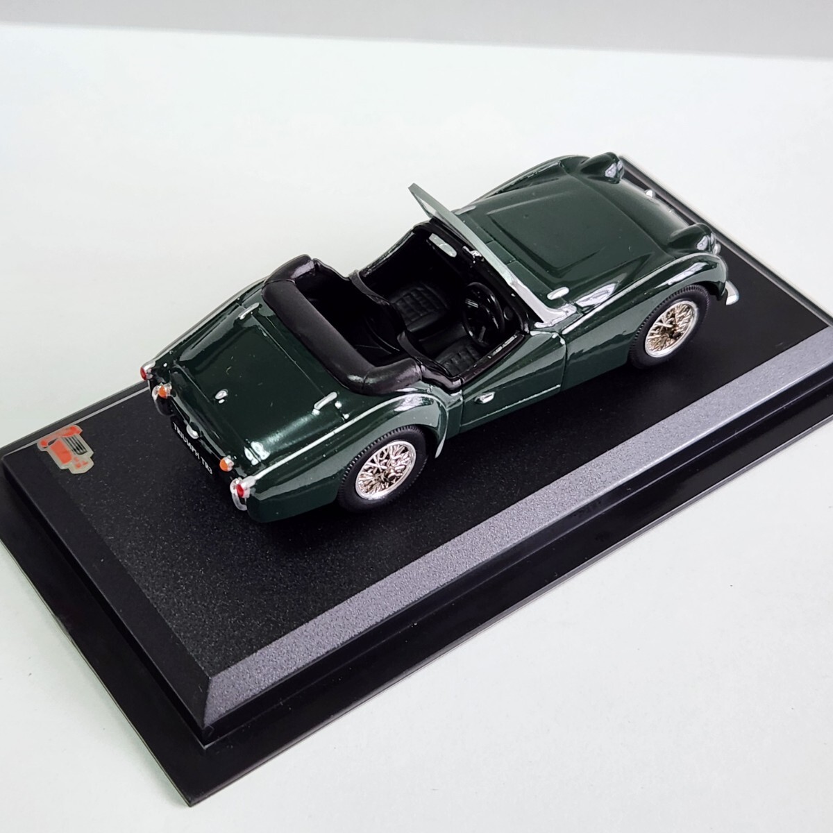 ミニカー TRIUMPH TR3 デルプラドカーコレクション 世界の名車コレクション グリーン スケール1/43 ケース付き _画像8