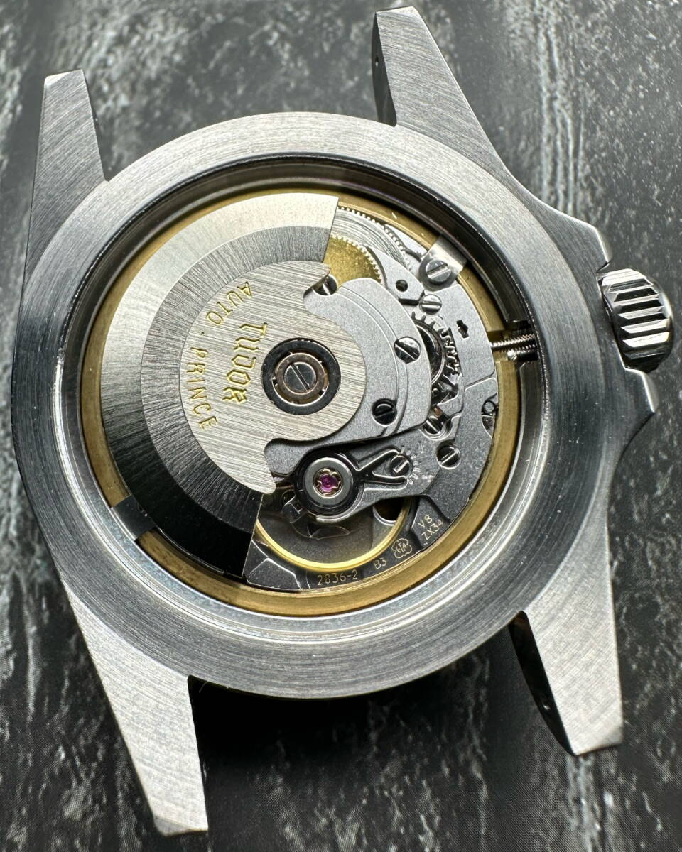 TUDOR ヴィンテージカスタム　Ref.9411/0 スノーフレーク / イカサブ TUDOR専用ブレス+5連ジュビリーブレス付 精度良好！_画像9