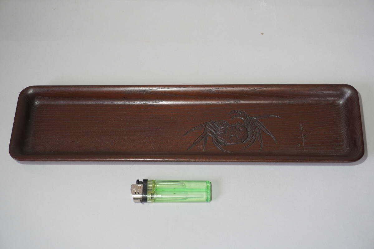 * the first soup goods . see higashi . sword . sculpture zelkova .. one character green tea tray ( Taisho period ~ Showa era the first period work ) genuine article guarantee . tea utensils 