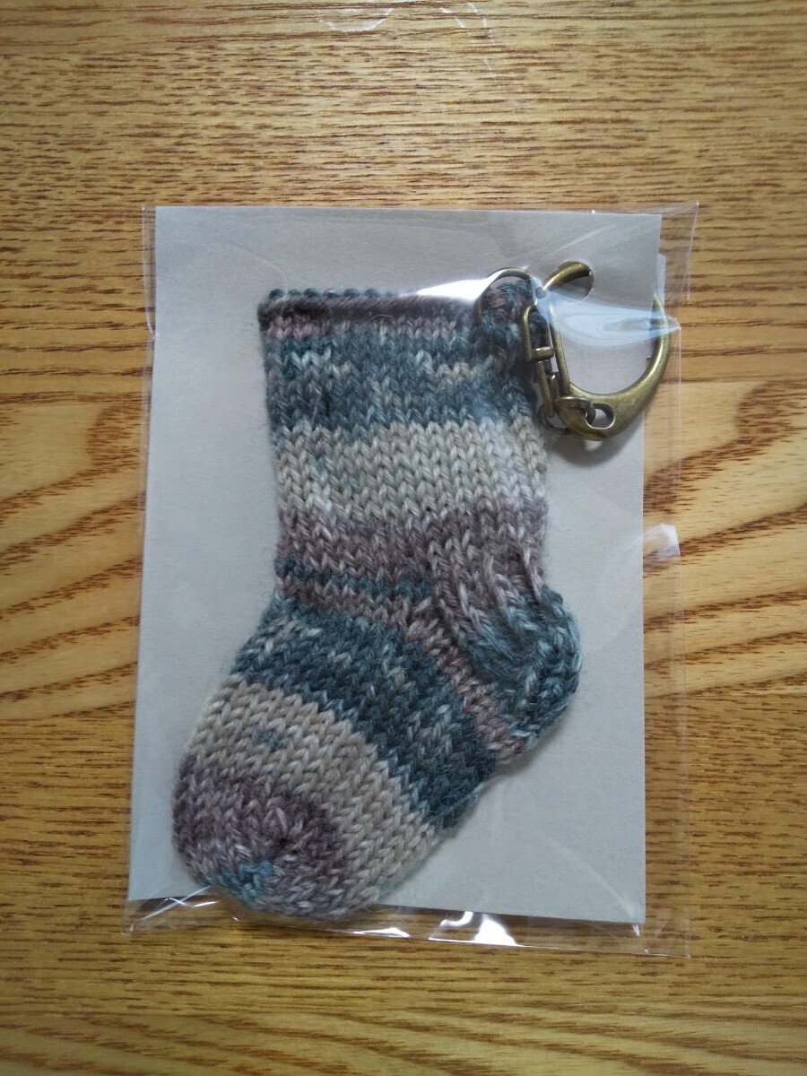 ミニ靴下のキーホルダー④　ミニソックス　ハンドメイド　手編み　opal毛糸　_画像5