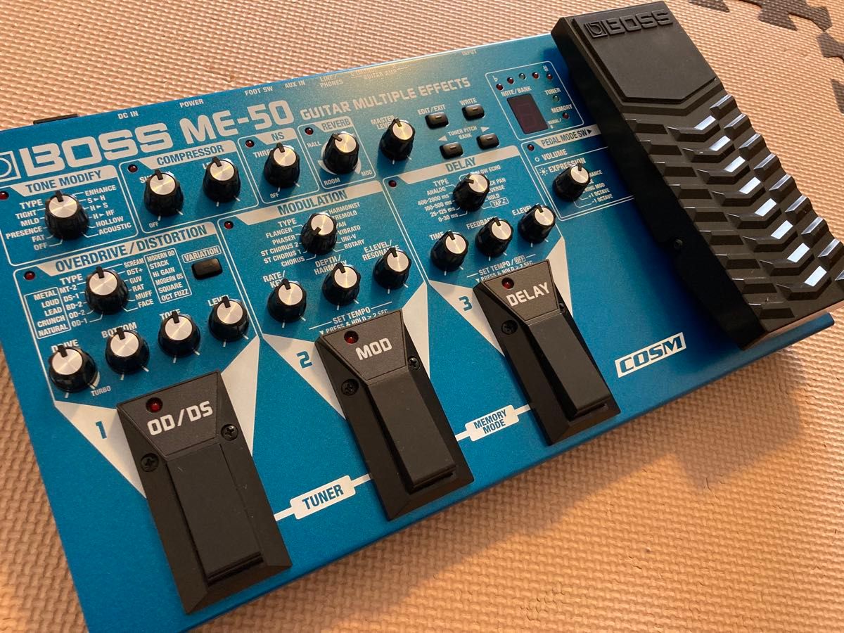 【美品/アダプタ付】BOSS ME-50 マルチエフェクター