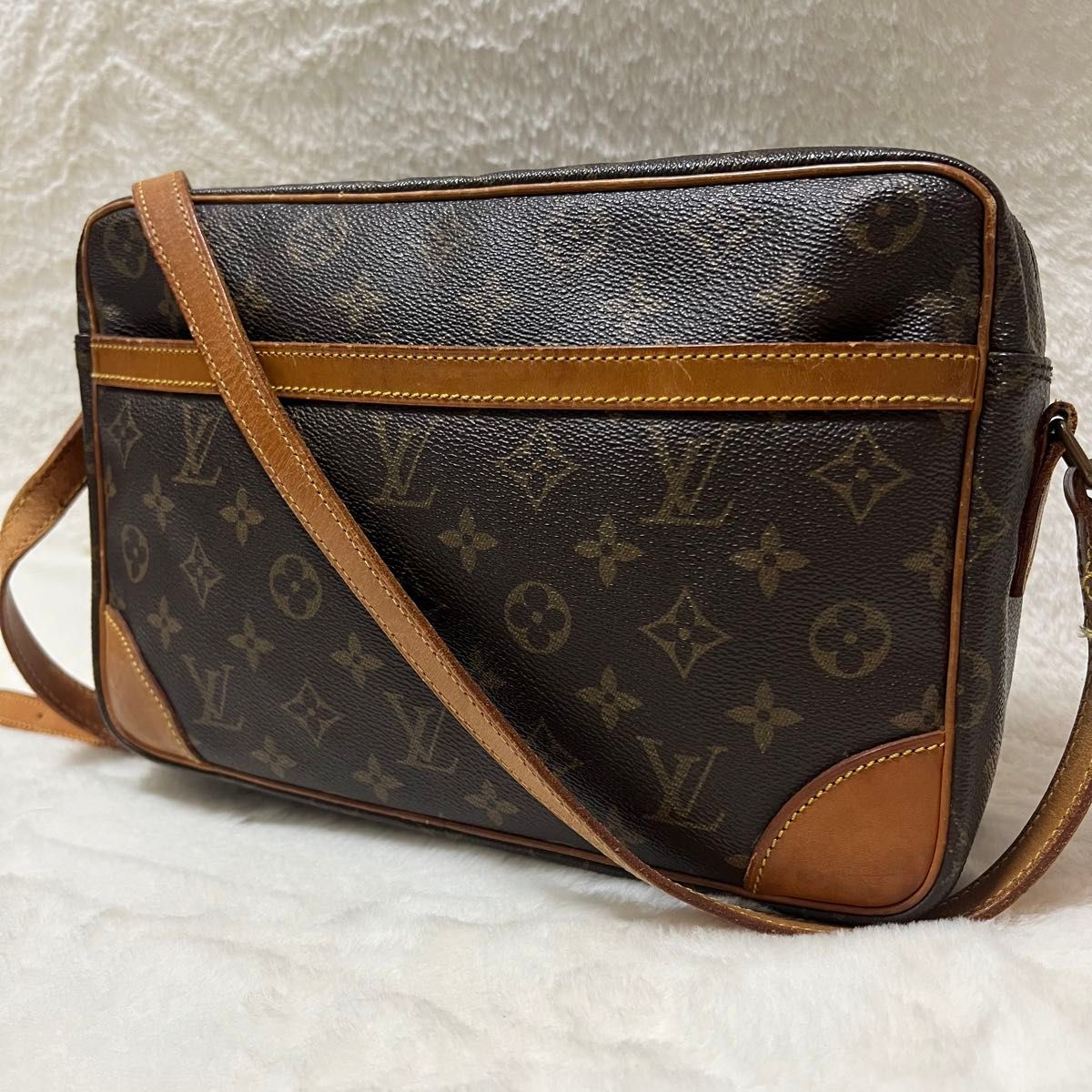 ルイヴィトン ショルダーバッグ トロカデロ 30 モノグラム