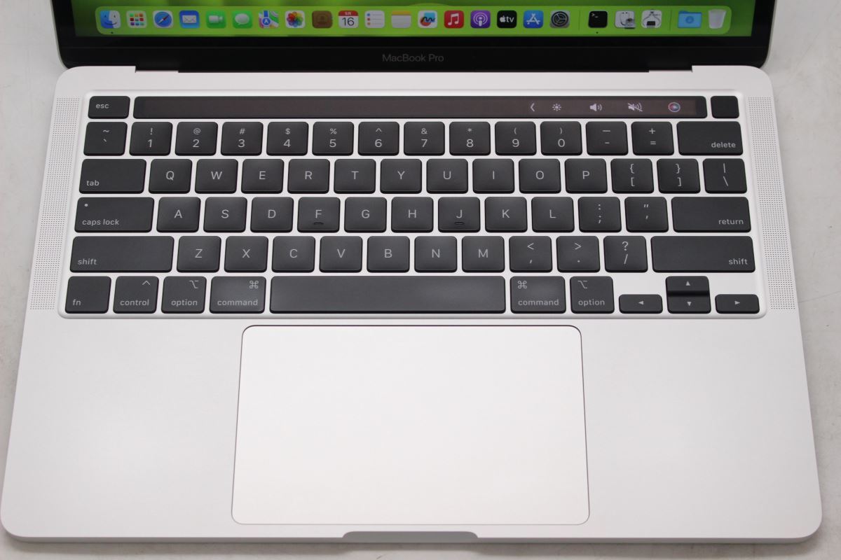 良品 2K対応 13.3型 Apple MacBook Pro A2251 (2020,TouchBar) macOS 14 sonoma 10世代 i7-1068NG7 32GB NVMe 1TB-SSD 管:1543h_画像5