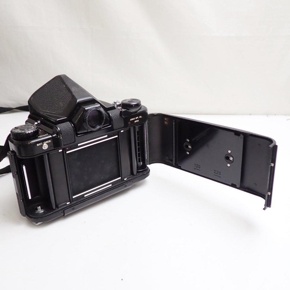 ★ASAHI PENTAX/アサヒペンタックス 6×7 中判フィルムカメラ 一式セット/SMC TAKUMAR 105mm F2.4 他/付属品あり/ジャンク扱い&1938900791の画像5