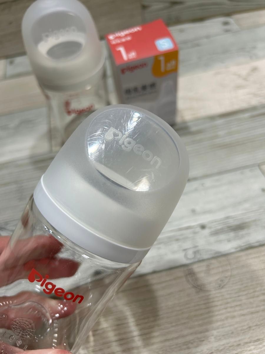母乳実感　哺乳瓶　160ml ガラス ２本  Sサイズ　乳首　新生児　Pigeon ピジョン