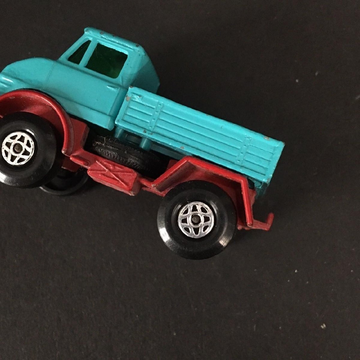 ER0430-21-3 MATCHBOX UNIMOG マッチボックス トラック ウニモグ ベンツ ブルー ミニカー キズスレ有 全長6㎝ 60サイズ_画像8