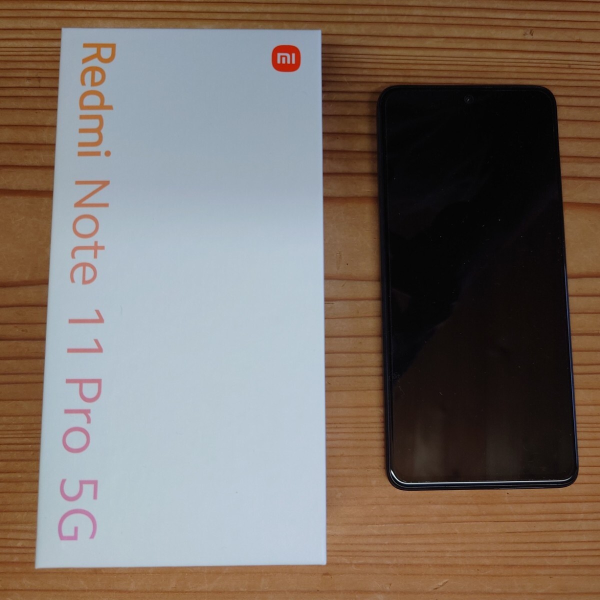 【値下げ】【超美品】Redmi Note 11 Pro 5G グラファイトグレー SIMフリーモデル オマケ付き_画像3