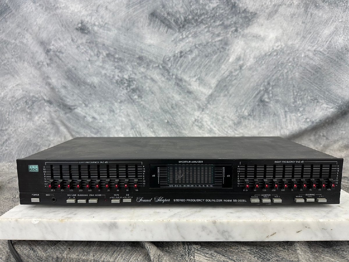 *t2882 used *ADC SS-300SL graphic equalizer 