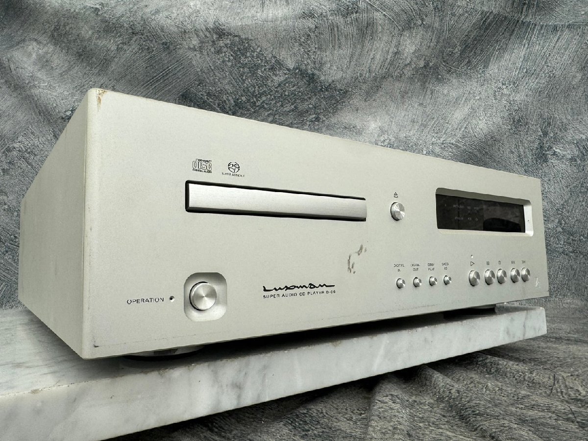 □t2920　中古★LUXMAN　ラックスマン　D-06　CDプレイヤー　2010年製_画像1