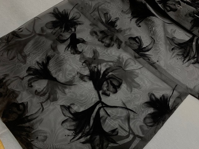 送料無料　新作『撫松庵』上品な透け感のあるオーガンジー薄羽織　単衣の季節からの装いの一品　日本製_画像5