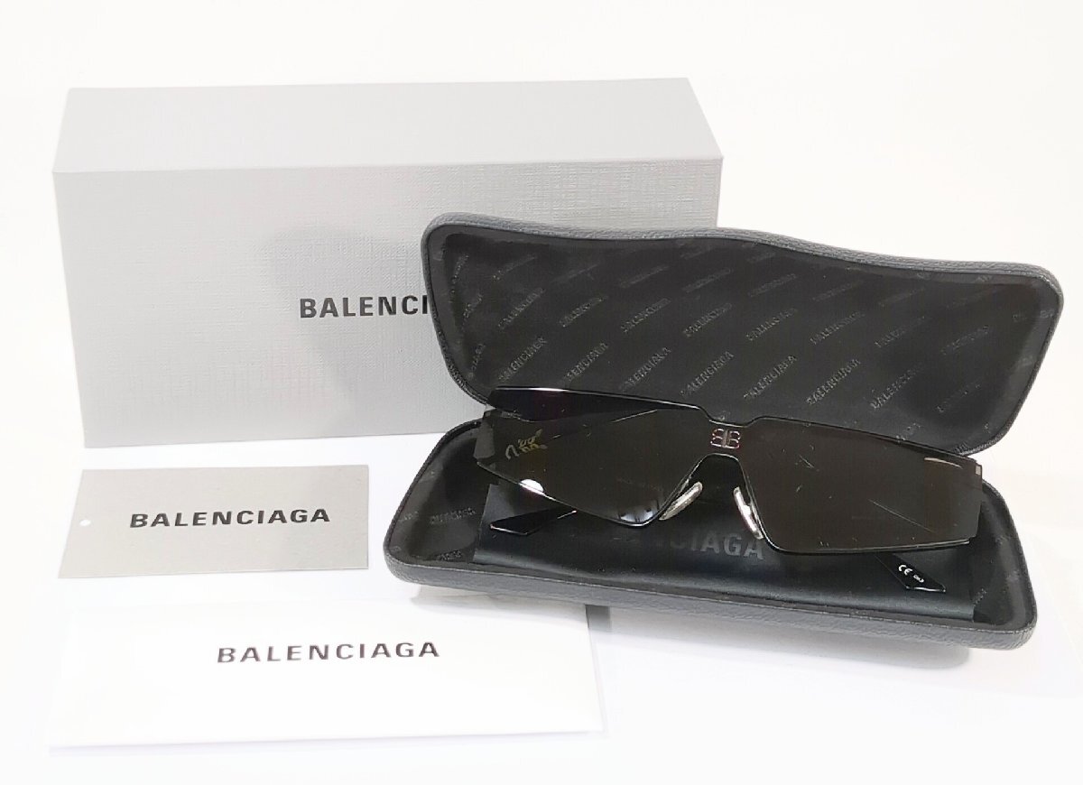 【美品】BALENCIAGA バレンシアガ サングラス アイウェア フレーム ブラック レンズ グレー 度なし ロゴ 箱あり BB0192S 001_画像10