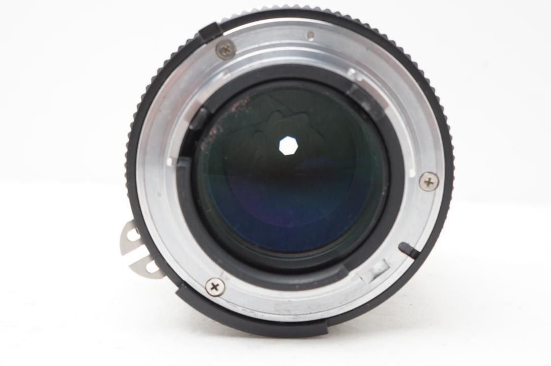 Nikon AI-S NIKKOR 105mm F/2.5 Lens_画像7