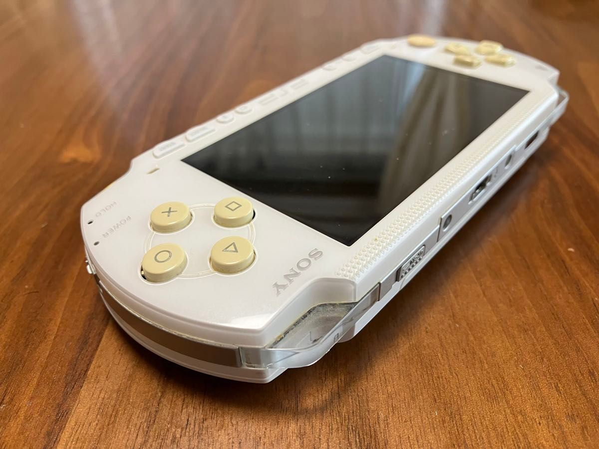 PSP1000 本体のみ　ジャンク品　(要修理品)