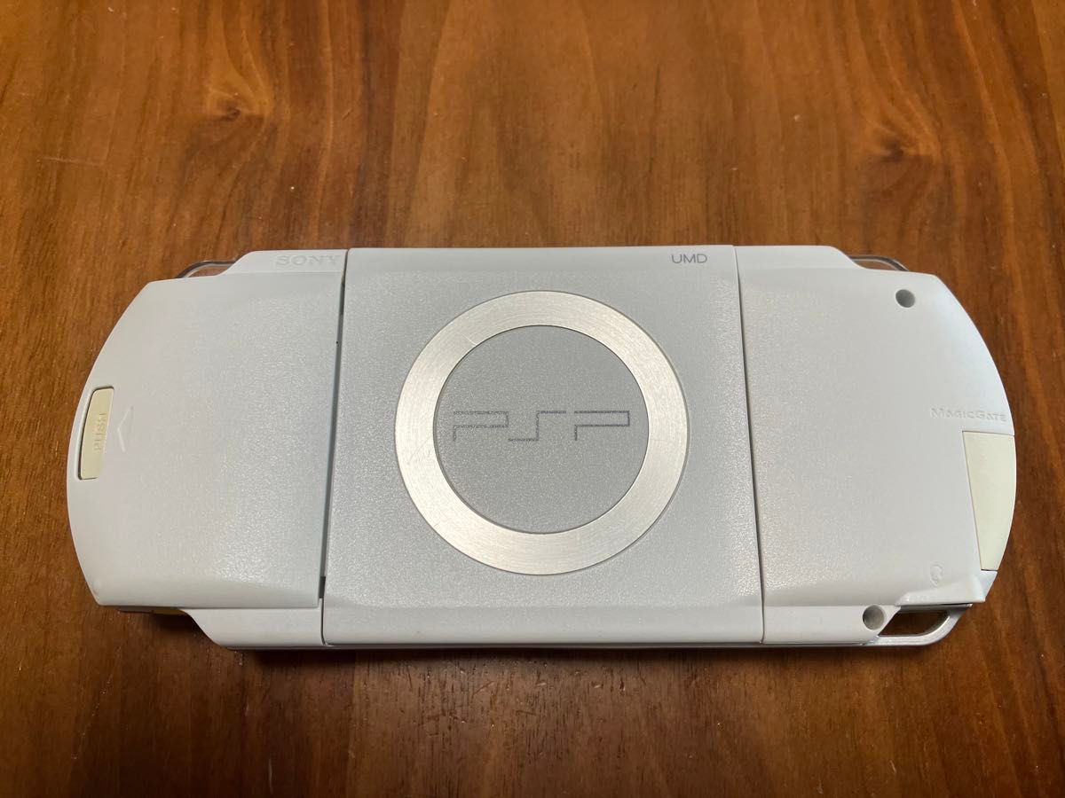 PSP1000 本体のみ　ジャンク品　(要修理品)