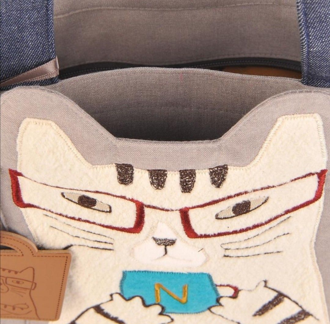 ネコ　ねこ　猫　トートバッグ　クスグルジャパン　ハミポケ　ねこまるけ　ネコザワ　猫柄　グレー　