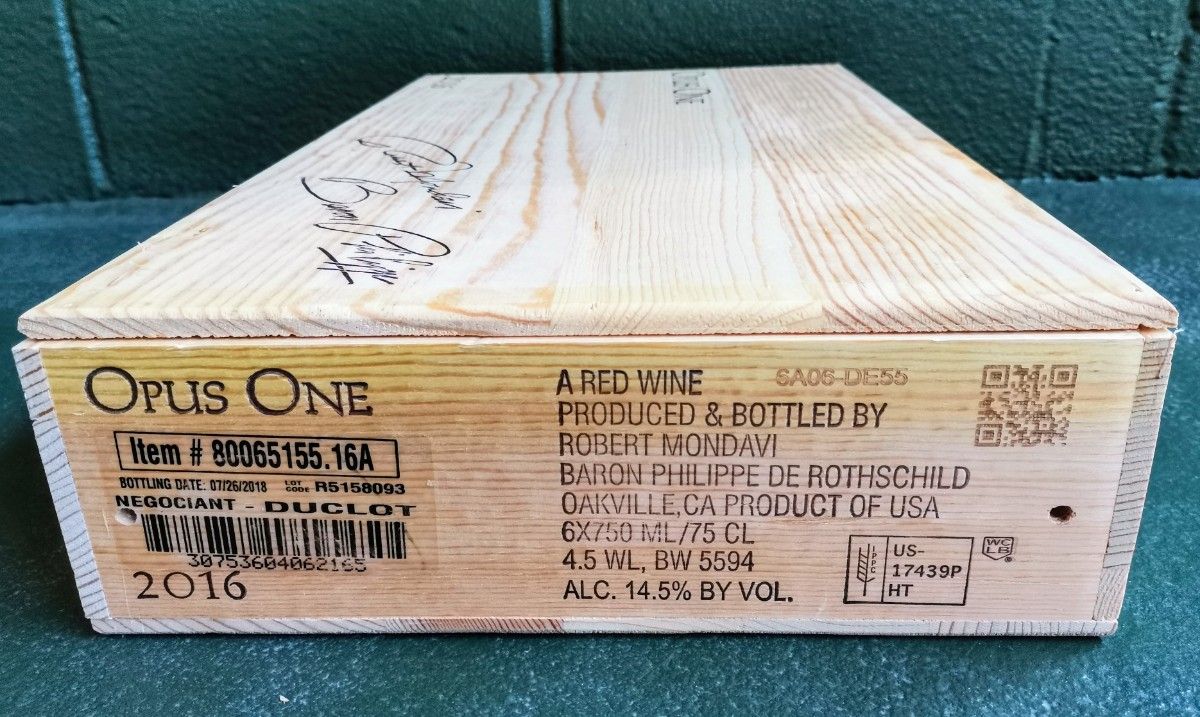 アメリカ カルフォルニア ナパバレー高級ワイン木箱6入　2016' Opus ONEオーパスワン　ヴィンテージウッドケース　　美品