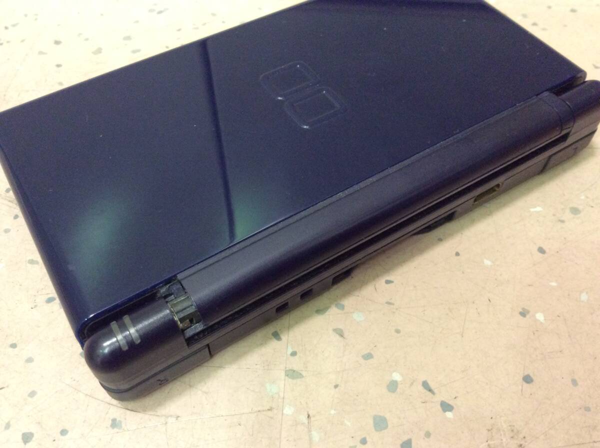 #3657 Nintendo DS Lite 任天堂 ニンテンドー USG-001 ネイビー 本体 携帯ゲーム機 ハード 通電確認済み ジャンク扱い 中古現状品の画像9