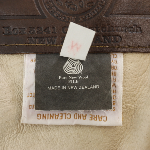 ☆ニュージーランド製　ムートンベスト　MADE IN NEWZEALAND_画像4