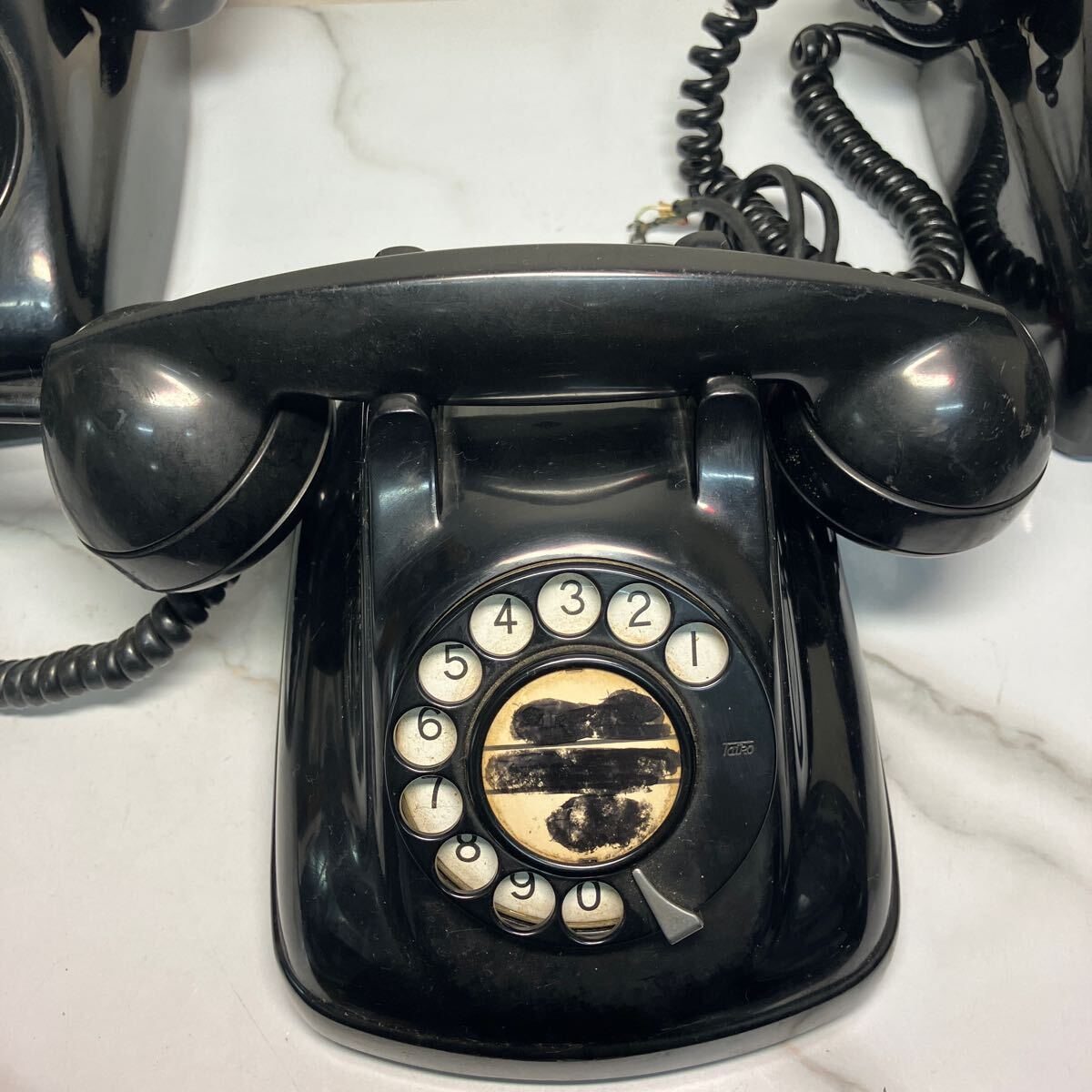 A2405-3074 Japan electro- confidence telephone . company black telephone 4 point 600-A2×3 point 4 number A×1 point operation not yet verification therefore junk dial type dirt equipped 120 size packing expectation 