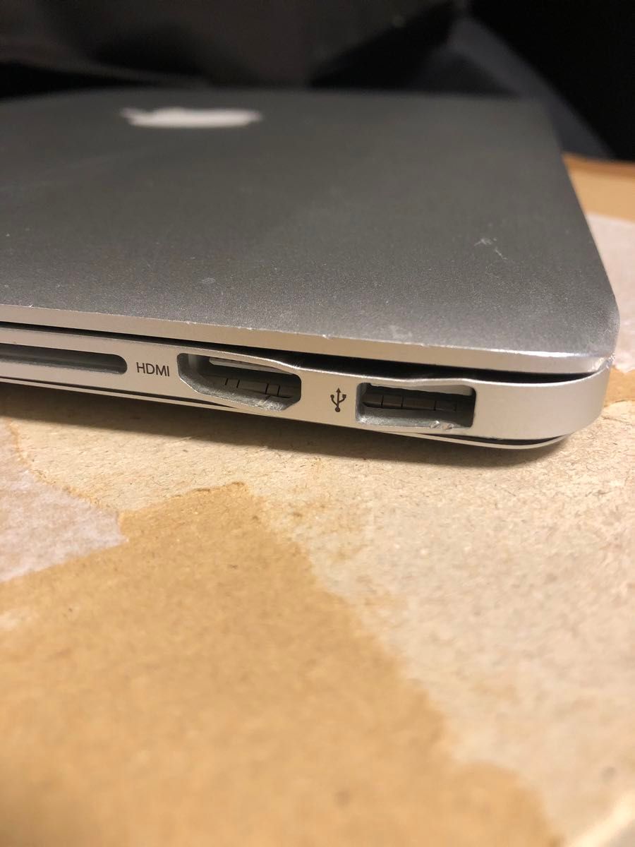MacBook Pro Retina 13インチ Mid2014・8GB・起動確認済みのジャンク品