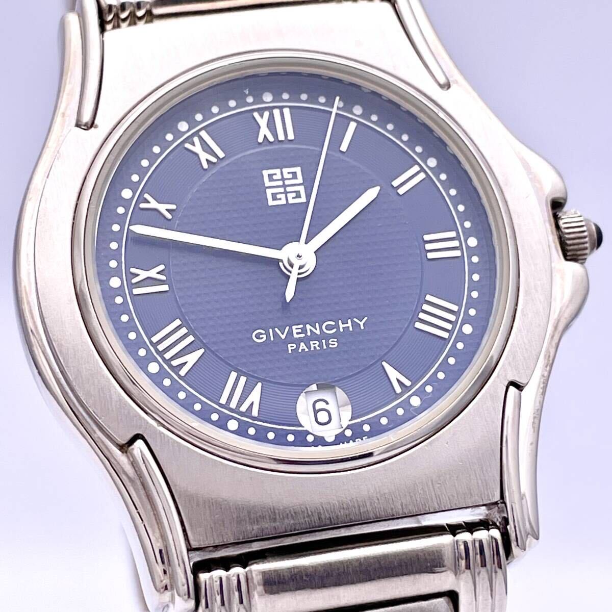 GIVENCHY ジバンシィ EXPRESSION REG92438731 腕時計 ウォッチ クォーツ quartz デイト SWISS MADE スイス製 銀 シルバー P428_画像4