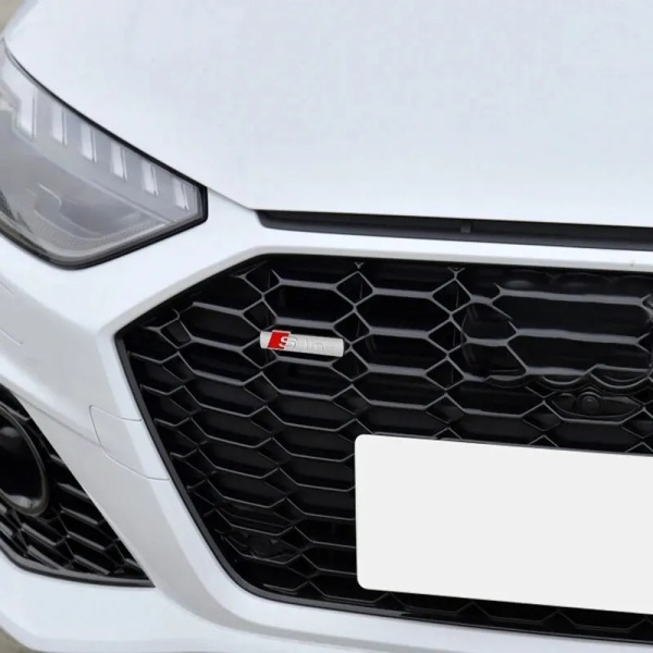 シルバー レッド audi アウディS-Line sline グリルエンブレム RS A1 A3 A4 B5 B6 B7 B8 A5 C5 A6 C6 c7 A7 A8 A1 V8 Q3 Q5 Q7 SQ5_画像3