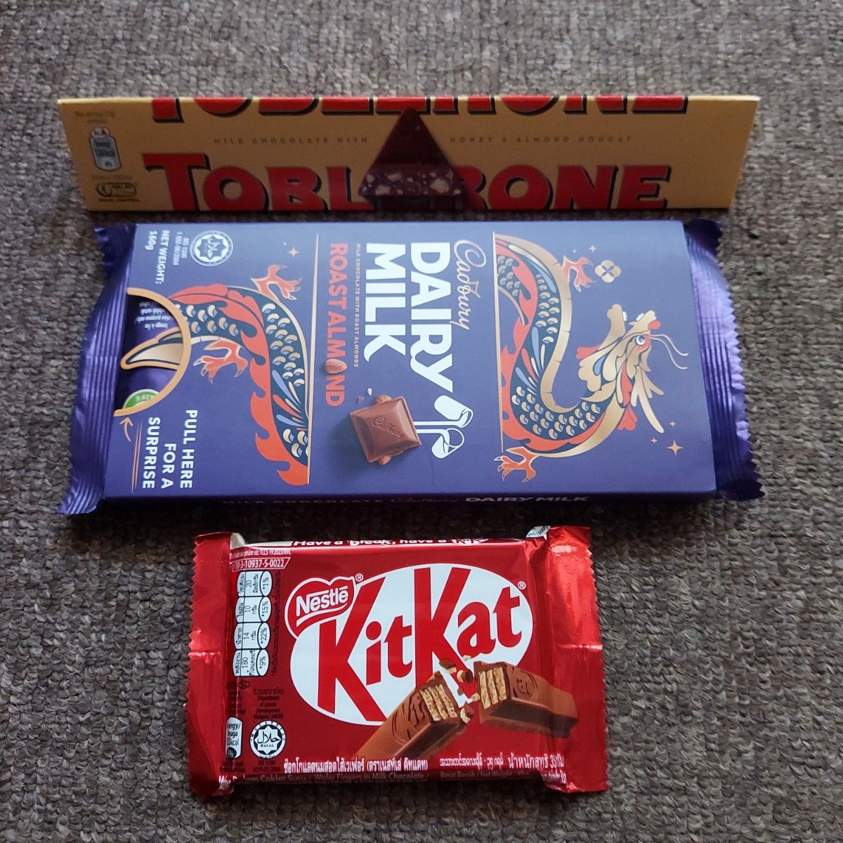 Cadbury　＆　TOBLERONE   &　 KitKat ⑩