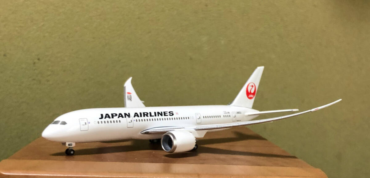 1/400 Hogan（日本航空正規発売品）JAL Japan Airlines（日本航空） B 787-846/JA822J_画像1