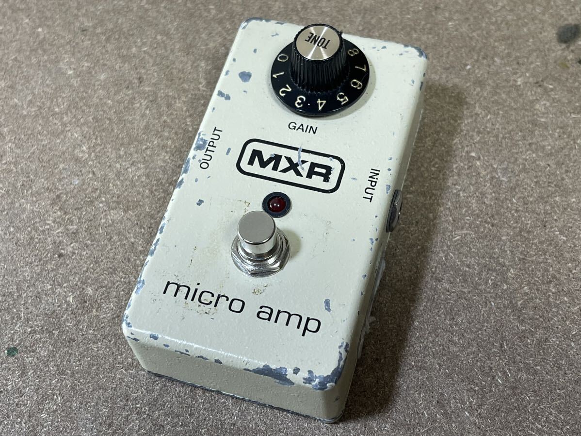 MXR micro amp pre-amplifier booster 