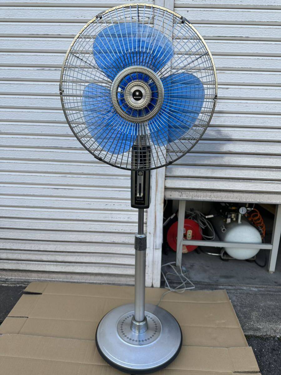 ## [ rare ]SANYO Sanyo * EF-7HF type electric fan feather diameter 35cm total length approximately 130. Showa Retro antique large electric fan 