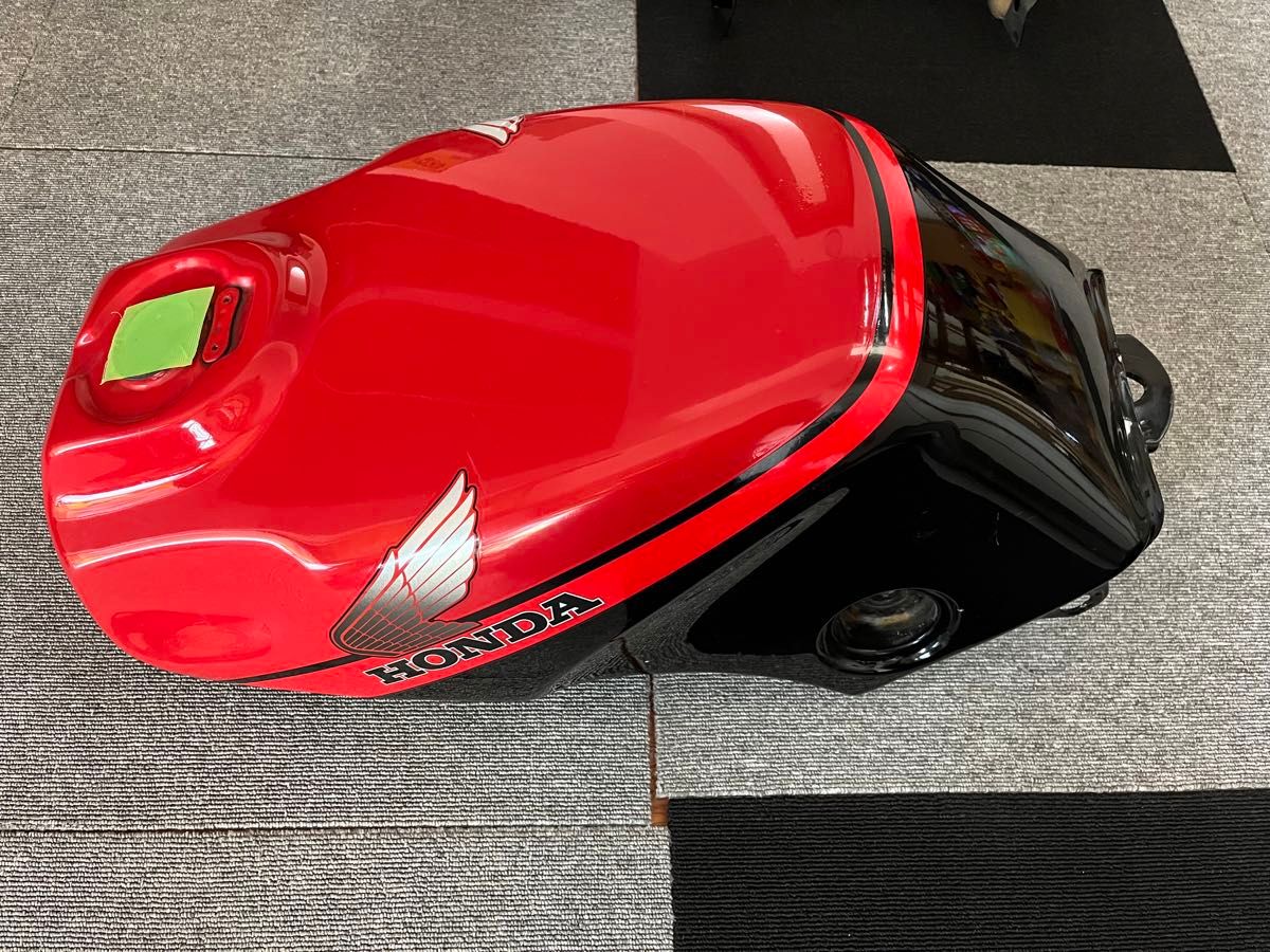 CBR400F 2型 赤黒 外装 外装セット フェンダー タンク サイド CBR400F 2型 赤黒 外装 外装セット フェンダー タンク サイド