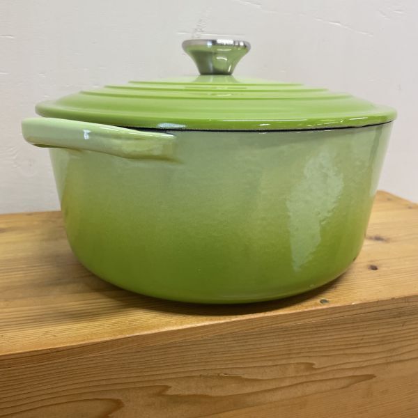 E4055 LE CREUSET／ル クルーゼ 両手鍋 24 ココットロンド グリーン系 中古_画像8