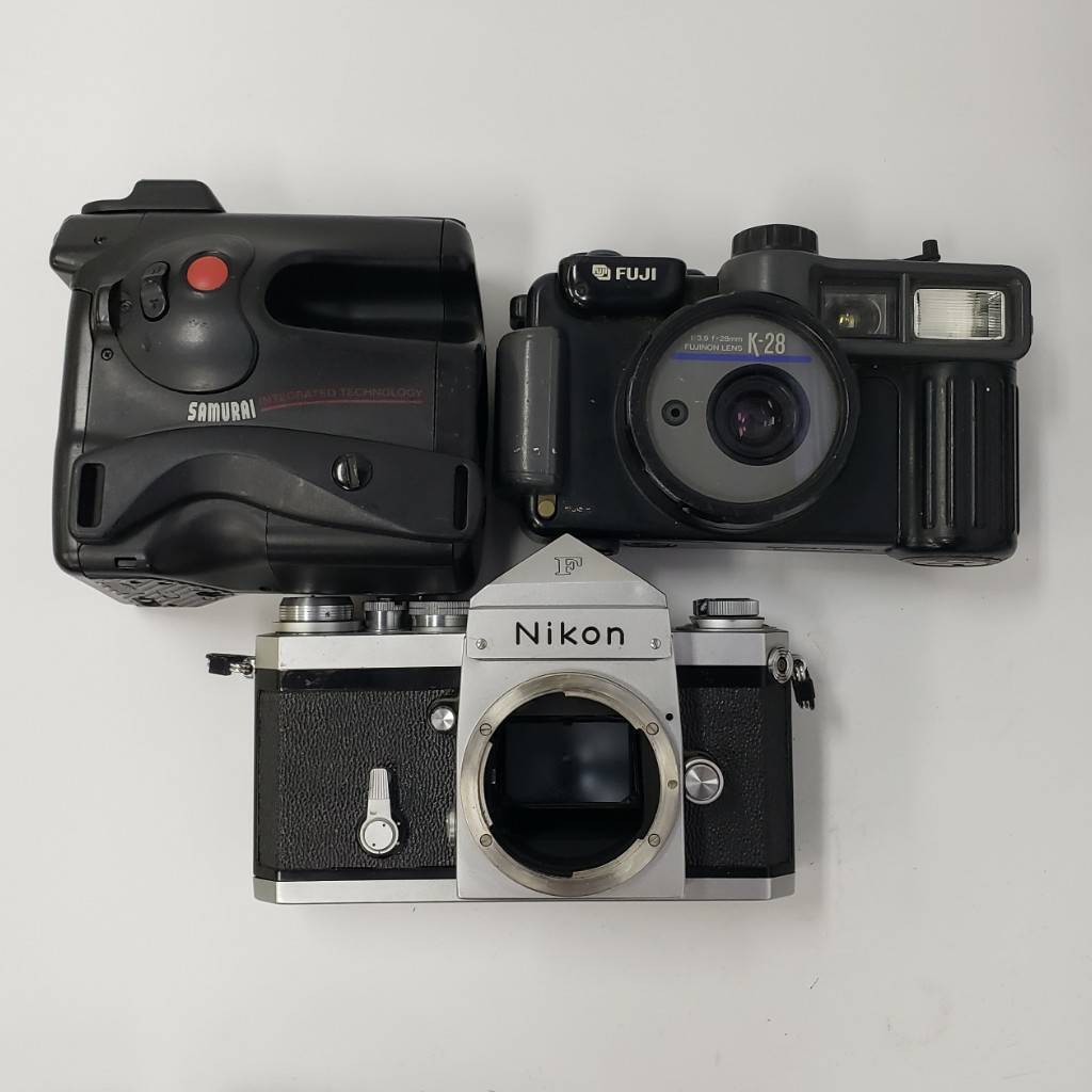 M061(10000)-582　カメラ・レンズまとめ　約10㎏　Canon　キャノン　OLYMPUS　PENTAX　ペンタックス　Nikon　ニコン　他　状態様々_画像2