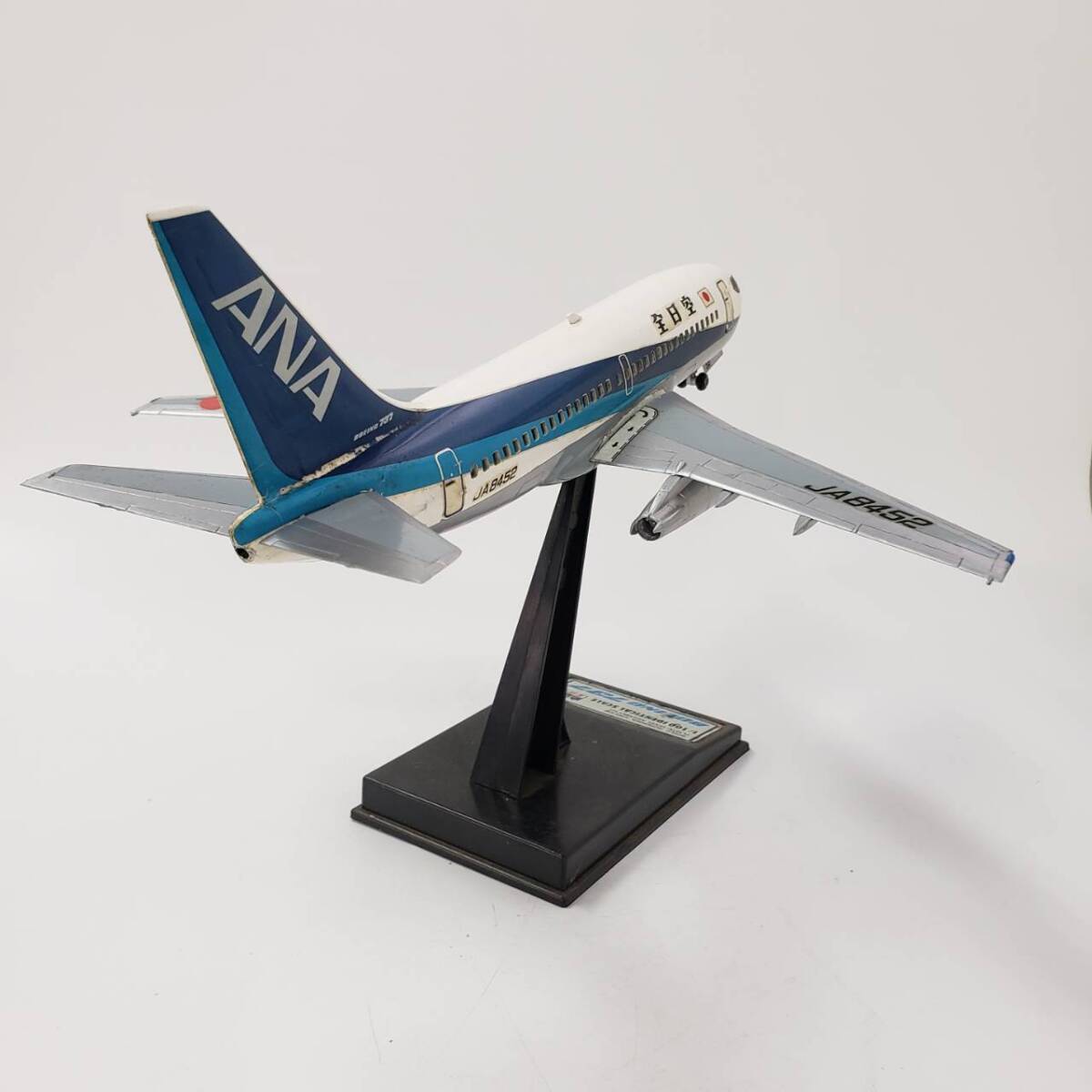 M11012(054)-619/TM3000　プラモデル BOEING 737 1/100 IDENTICAL SCALE ANA 全日空 ボーイング 飛行機_画像4