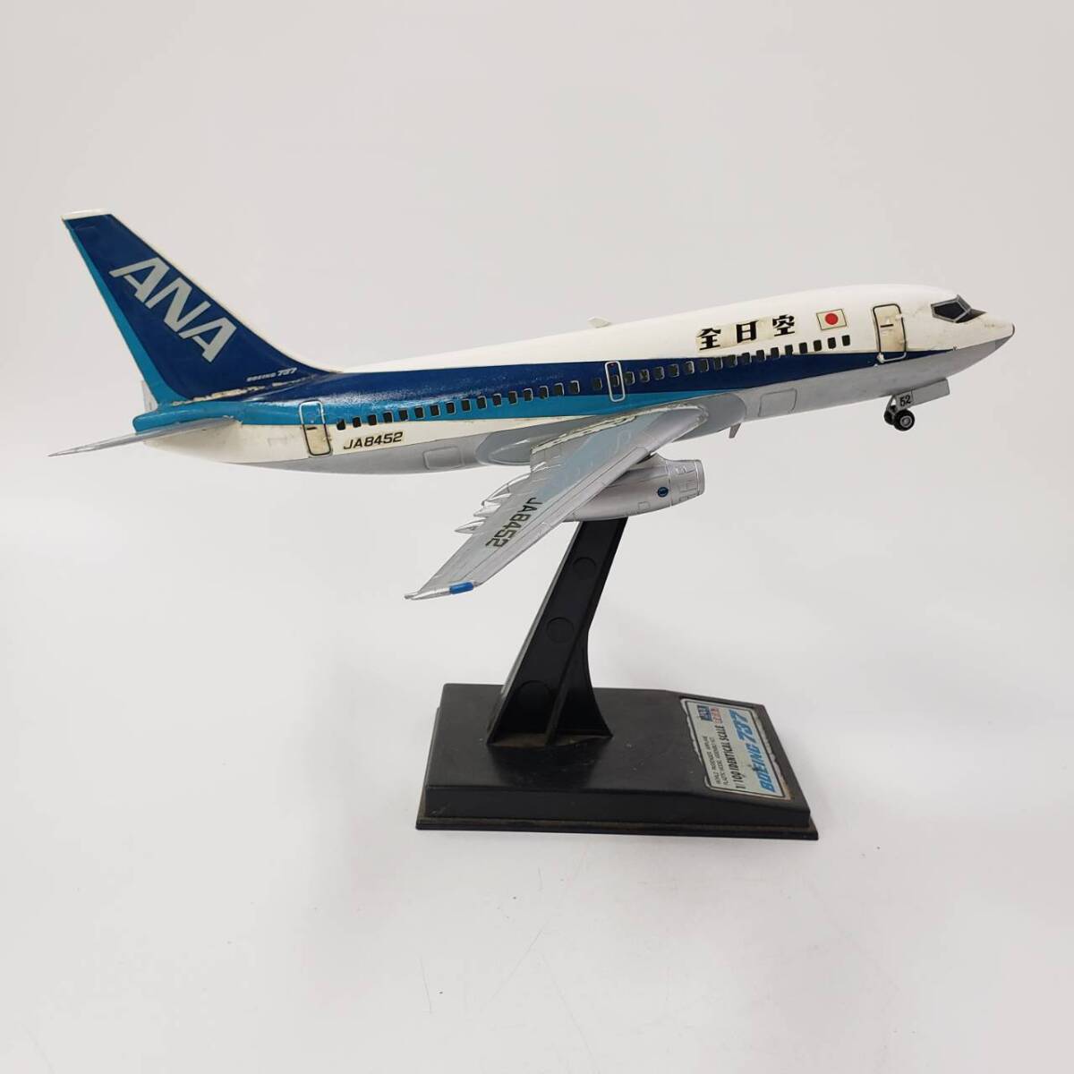 M11012(054)-619/TM3000　プラモデル BOEING 737 1/100 IDENTICAL SCALE ANA 全日空 ボーイング 飛行機_画像5