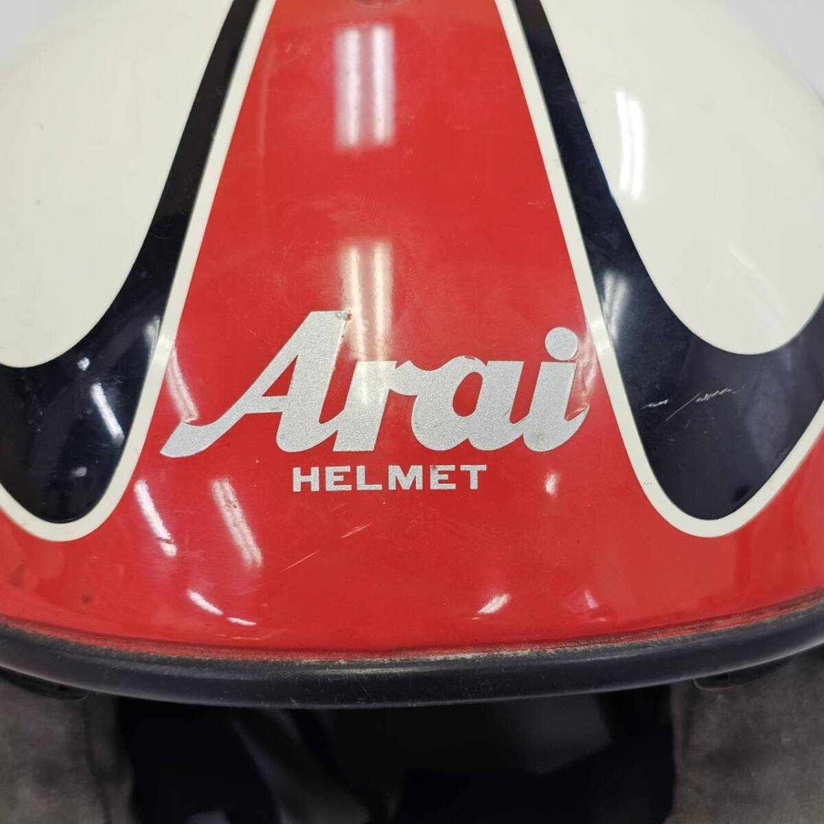 E26413(061)-618/MS10000　ヘルメット　Arai　Astro -V4　アライ　SNELL 85　Super Fiber Laminate　バイク_画像7