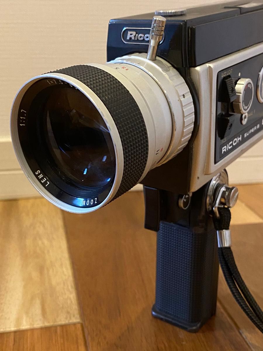 昭和レトロ】8ミリフィルムカメラ RICOH SUPER8 800Z|Yahoo 昭和レトロ】8ミリフィルムカメラ RICOH SUPER8 800Z|Yahoo
