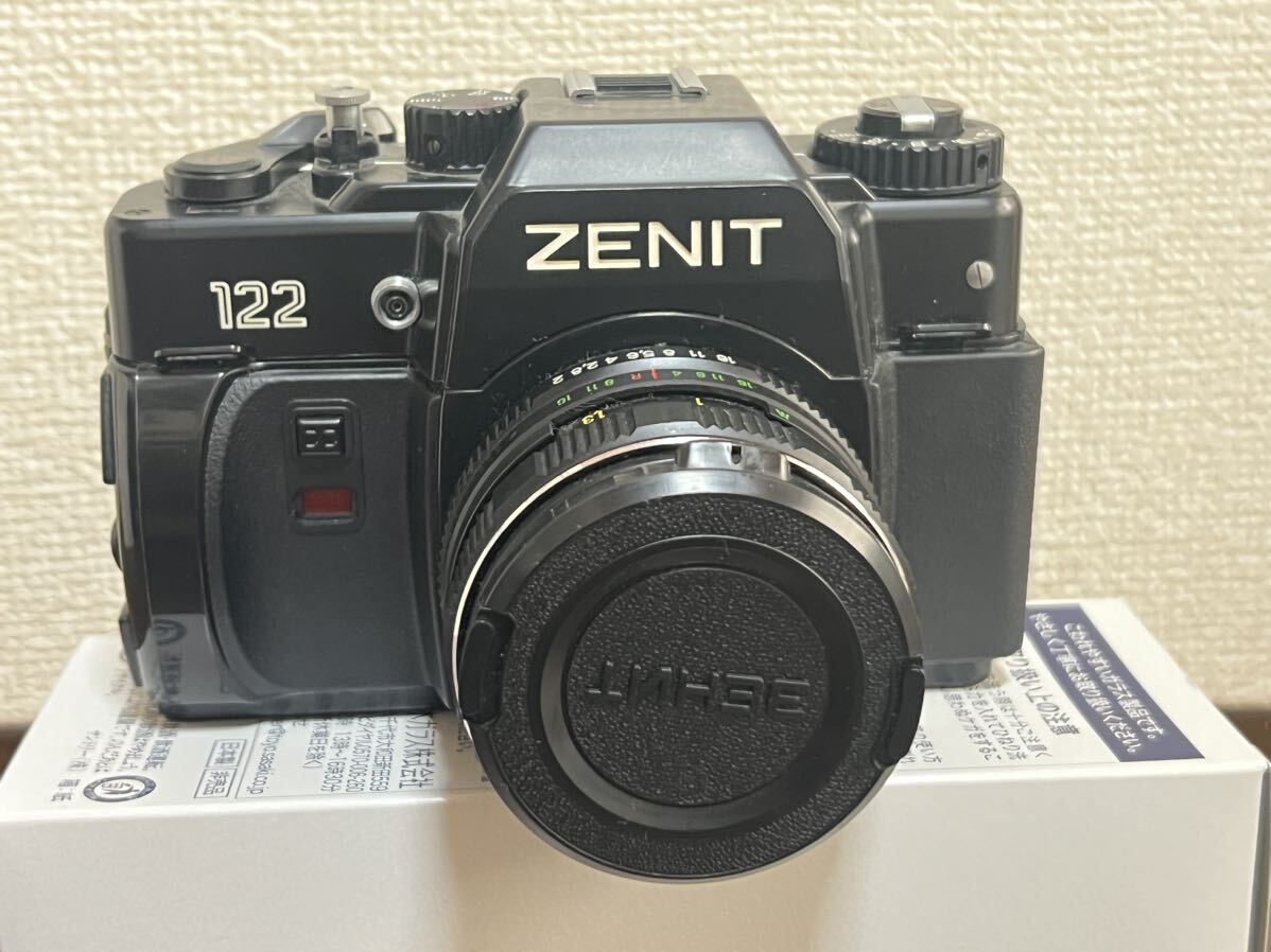 ZENIT 122 一眼レフ フィルムカメラ レンズ M52×0,75 MC HELIOS-44M-6 58mm 1:2 中古品！の画像1