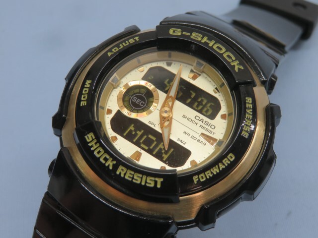 ★CASIO G-300G 腕時計 G-SHOCK クォーツ アナデジ カシオ Gショック 電池交換済み 94319★！！の画像2