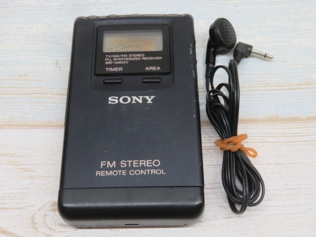 ★SONY SRF-M902V ポケットラジオ FM/AM ソニー 片耳イヤホン/電池付き 動作品 94711★！！_画像1