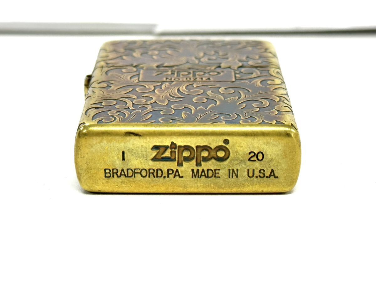 G032-H15-2882 ◎ ZIPPO ジッポー No,0214 オイルライター 唐草柄 2020年 喫煙具 火花あり_画像3